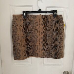 Vegan skirt new with tag
